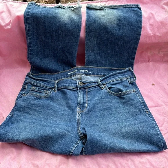 Old Navy Original Mid-Rise Denim Blue Jeans Petite Frayed Hem Distressed 12P - Picture 11 of 16